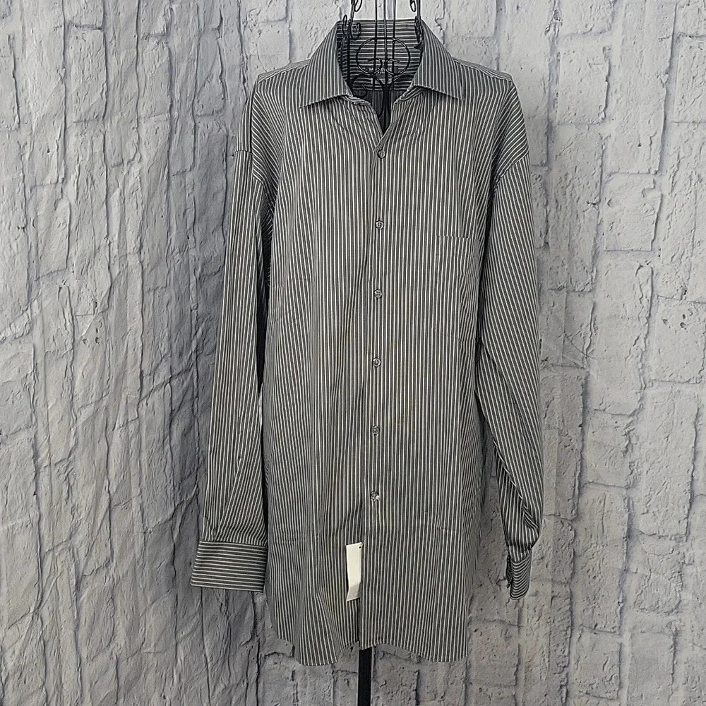 VAN HEUSEN Flex Stretch Men's Gray and White Striped Dress Shirt XL 17 1/2 32/33